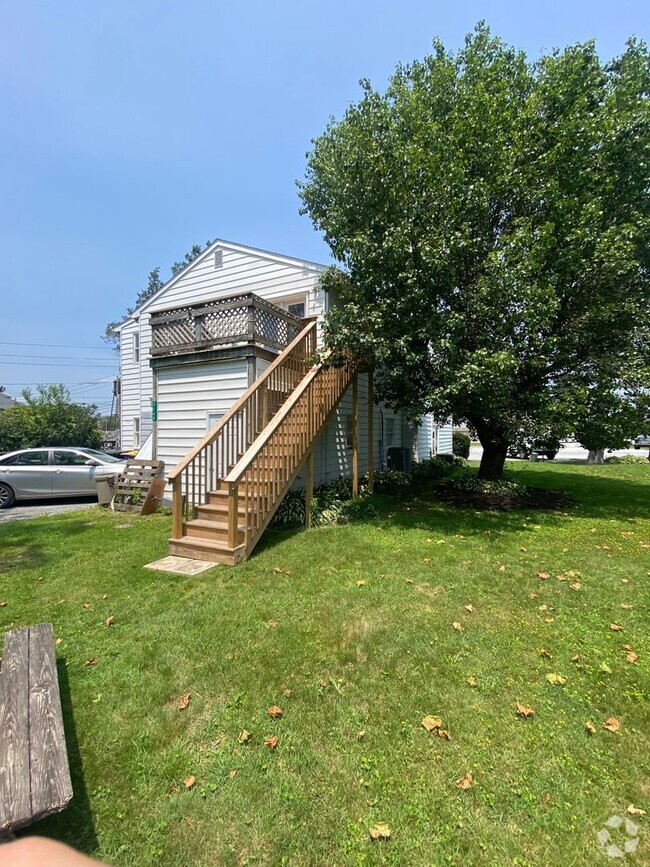 Building Photo - Charming 3BR House in Christiana