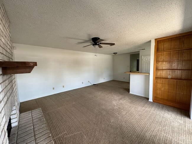 2112 Hinkle Ave Unit B