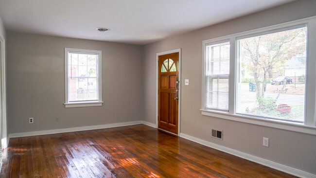 Photo - 1710 Glenview Rd