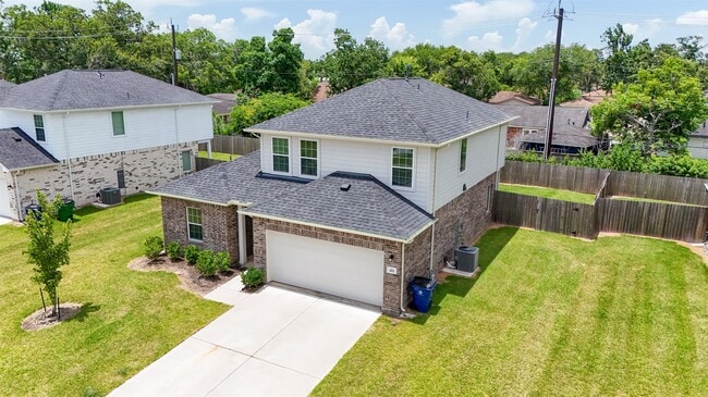 Photo - 422 Magnolia Ln