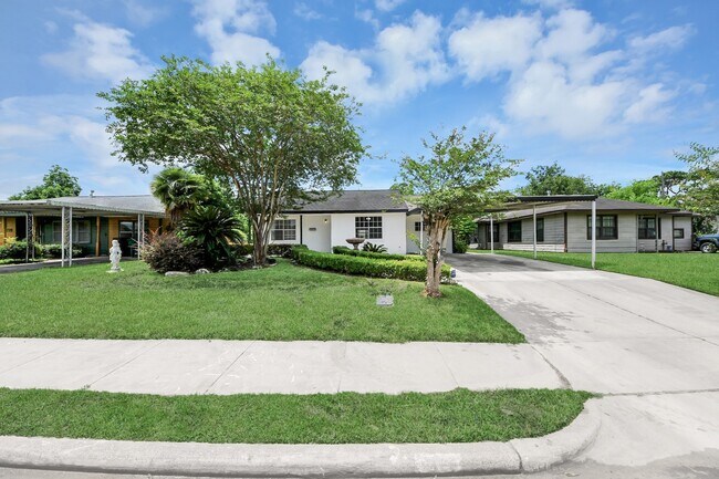Photo - 3714 Florinda St