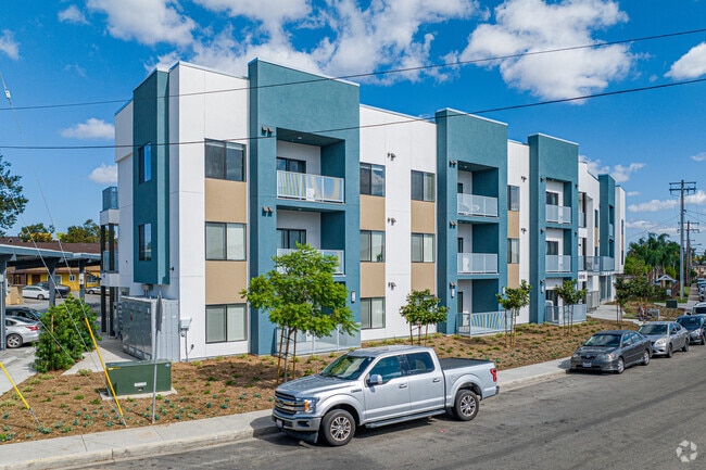 Building Photo - Citrino Rental