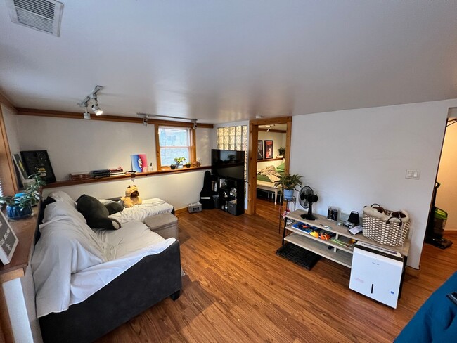 Photo - Updated 1 Bedroom Apartment – ½ Block from...