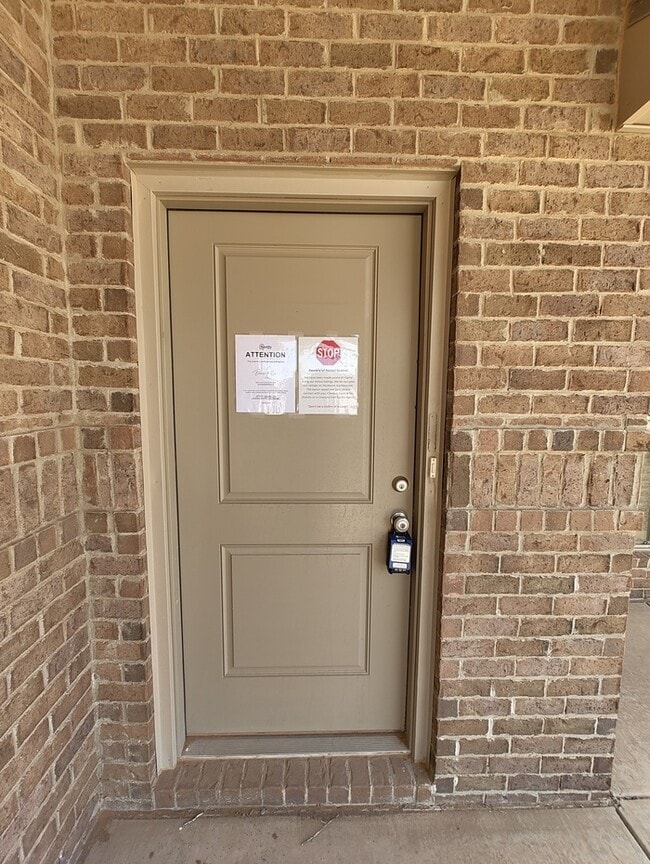 Photo - 3 bed 2 bath in Lone Star Trails!