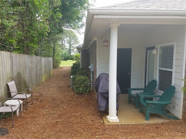 Photo - 807 Harvard Dr