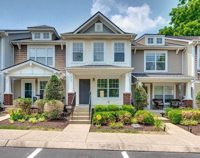 Photo - Renovated Townhome in Convenient Nashville Location