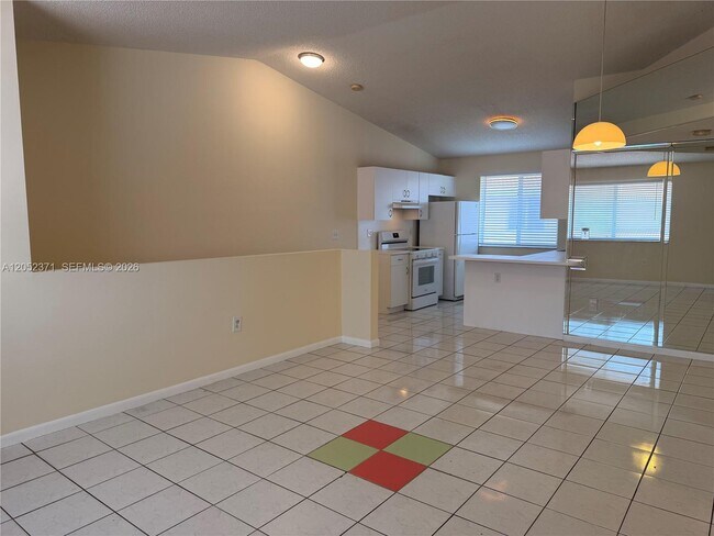 Photo - 8019 Lake Dr Unit 202