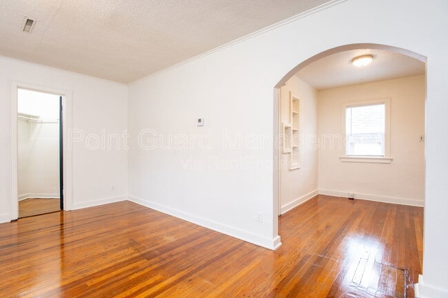 Photo - 621 N Broadview Ave Unit 613