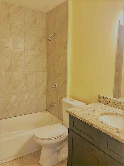 Building Photo - 742 Leopard Ct