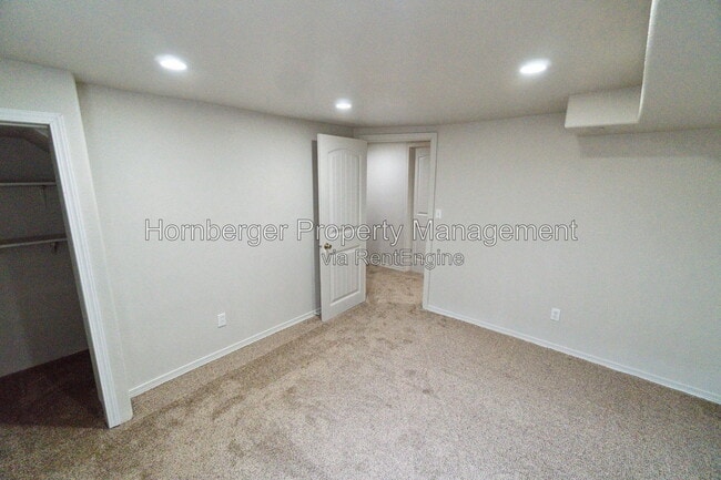Photo - 11 E Rich Ave