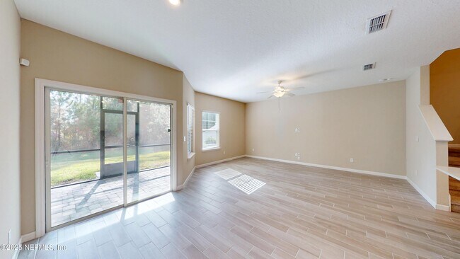 Photo - 486 Boracay Cir