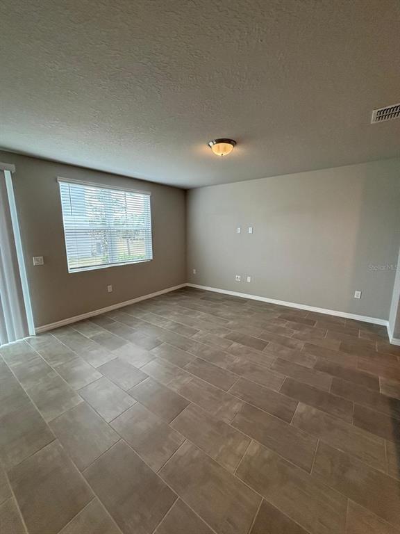 Photo - 431 Legacy Lp