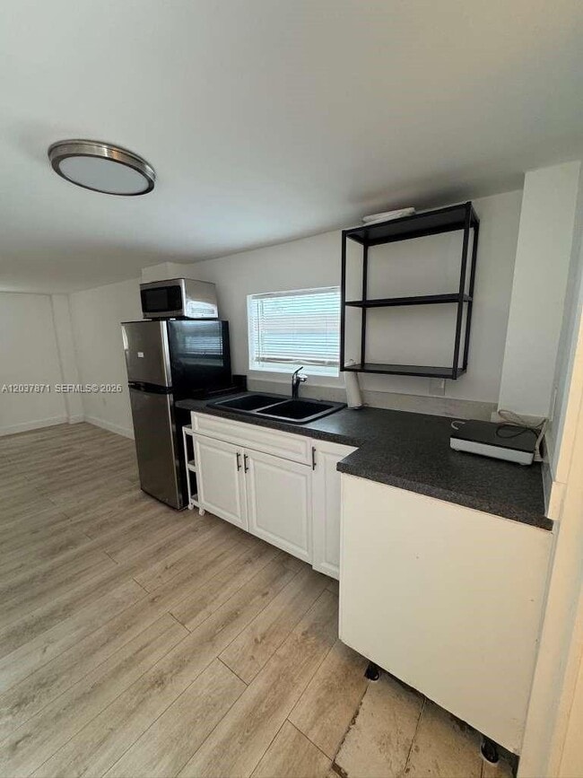 Photo - 17301 NE 19th Ave Unit 3
