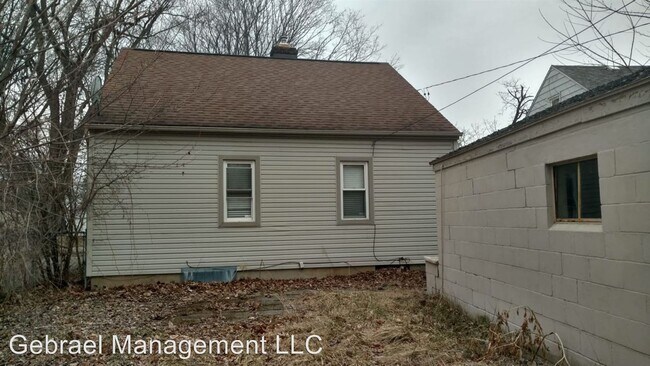 Photo - 2700 Robert T Longway Blvd