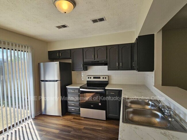 Photo - 2857 Snow Rd Unidad 3