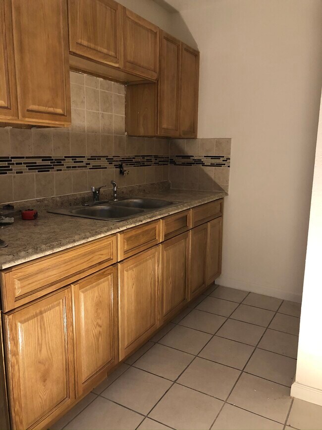 Photo - 651 Kathy Ln