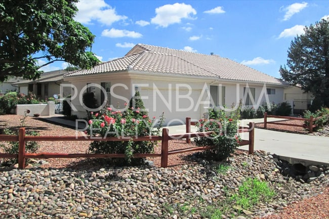 Building Photo - 11900 E Powderhorn Pass