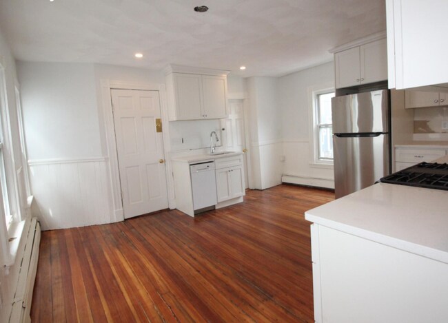 Photo - 12 Albion Pl Unit 2