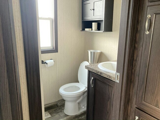 Photo - 1501 S Airport Dr