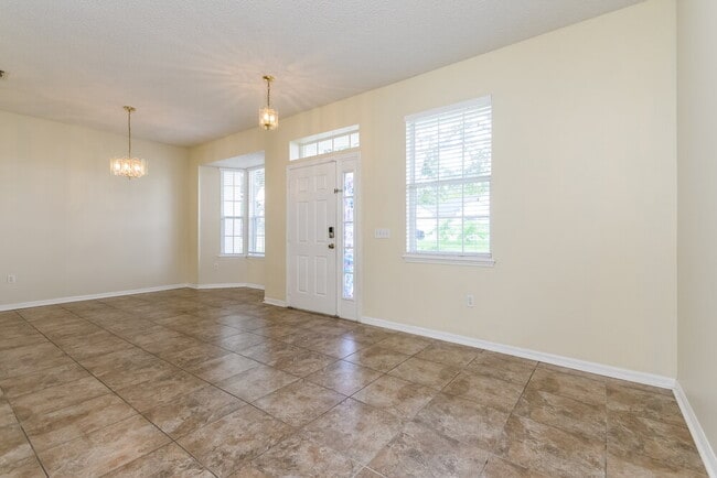Photo - 2510 Sherbrook Ln