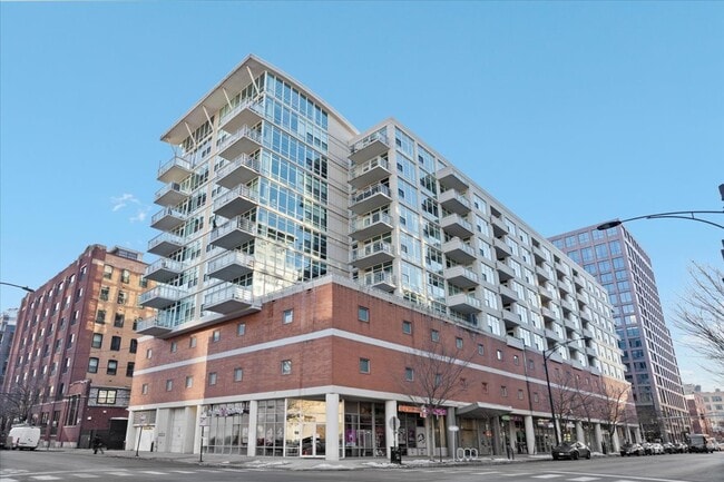 Building Photo - 909 W Washington Blvd Unit 894