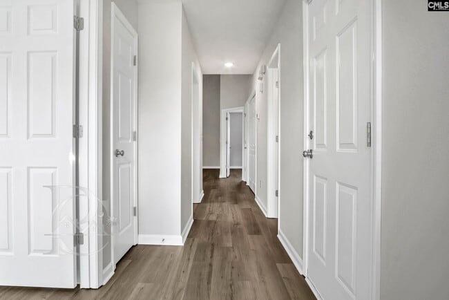 Photo - 513 Lanesborough Dr