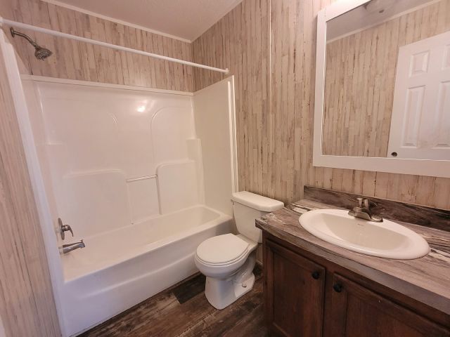 Photo - 11211 East Bay Rd