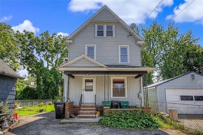 Photo - 1335 Michigan Ave