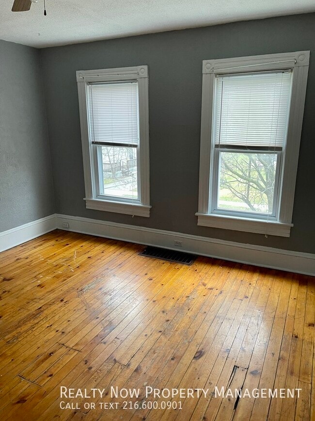 Photo - 2018 Forestdale Ave Unidad 2