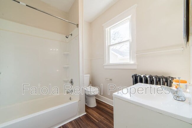 Photo - 426 W Peach St Unit Apt 2