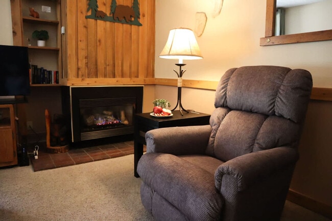 Photo - 455 Village Rd Unit ID1387658P