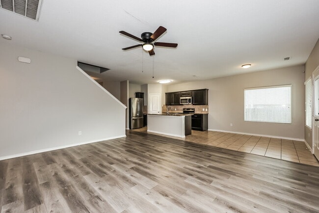 Photo - 316 Cameron Hill Pt