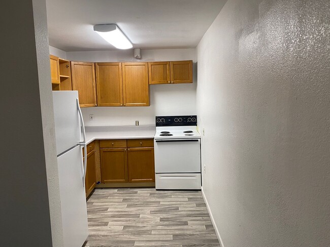 Photo - 18437 Cardinal Ln Unit B