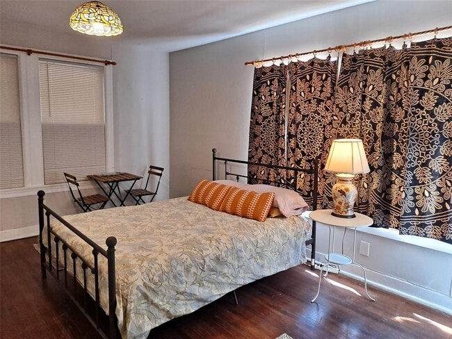 Photo - 1906 San Gabriel St Unit 14