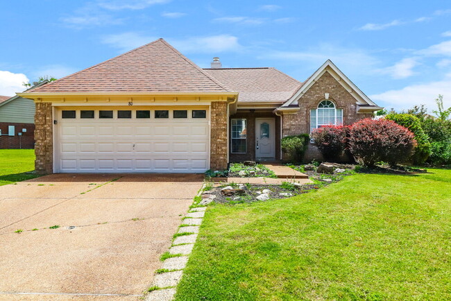Building Photo - 80 Village Dr