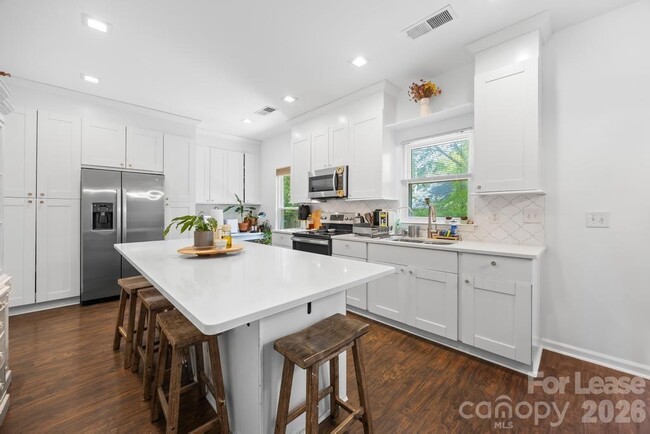 Photo - 124 Shorecrest Dr