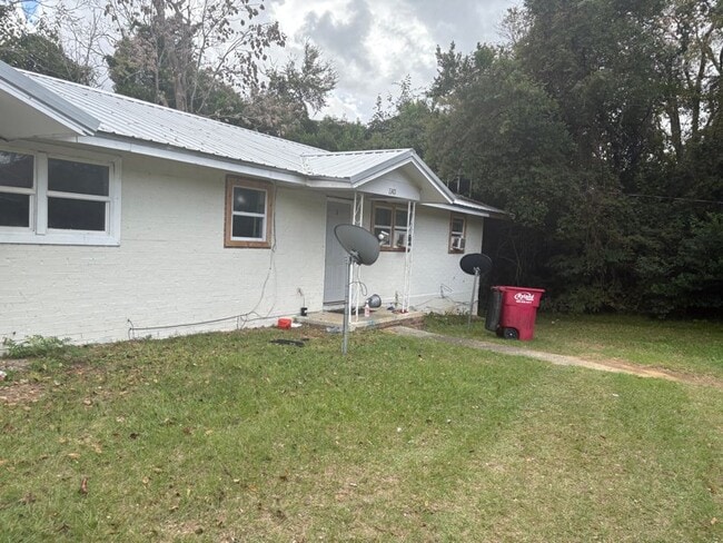 Building Photo - 1143 Woolfolk St Unit 3