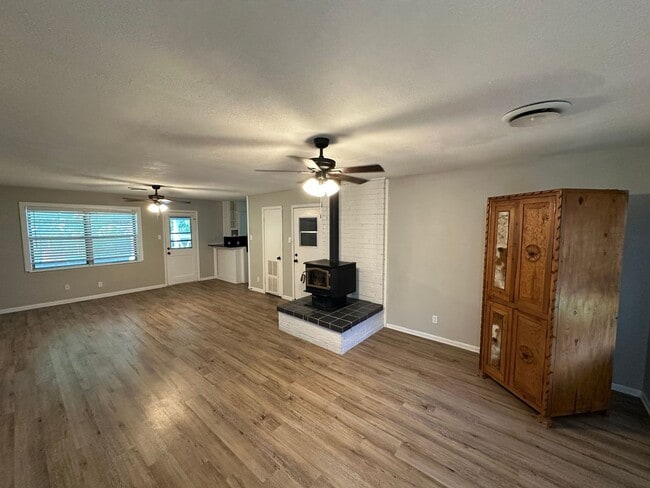 Photo - 3Bd/2Ba in Killeen, TX! HUD Approved COMING SOON!