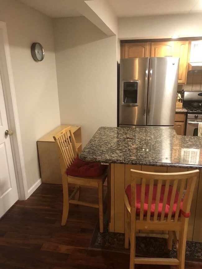 305 E Mt Eden Ave Unit 1