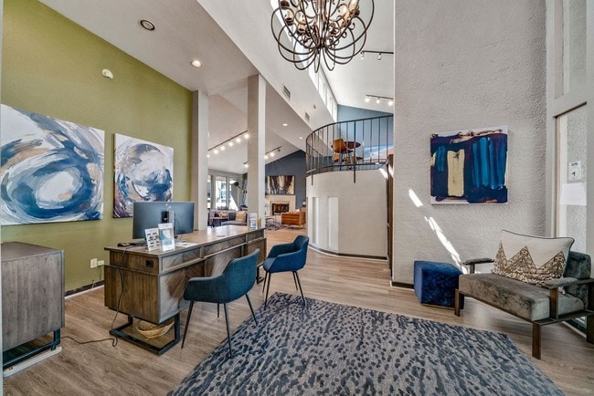 Resident Lounge - Alamo Oaks