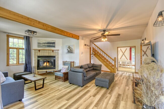 Photo - 1690 Rue Principale Unit ID1061552P