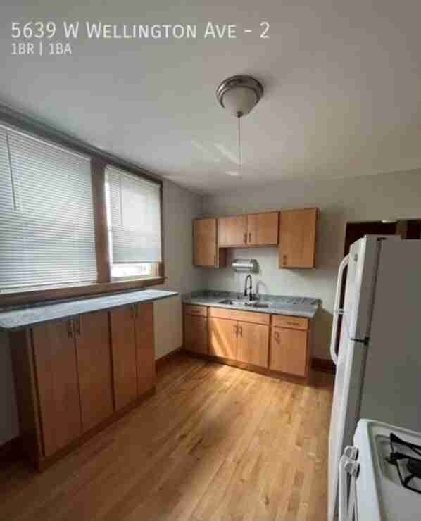Photo - 5639 W Wellington Ave Apartment Unit 1
