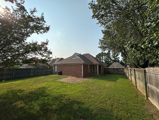 Photo - 1098 Breezy Valley Dr
