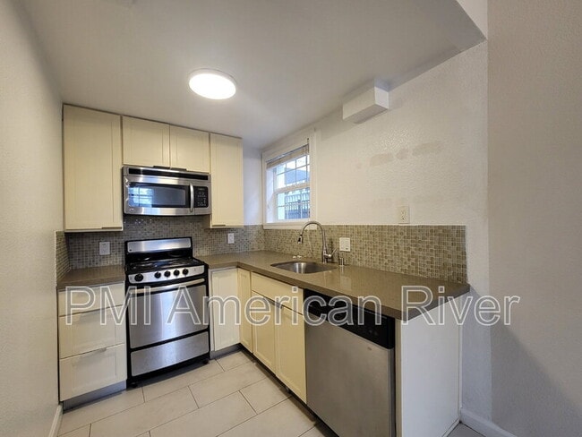 Photo - 1716 Capitol Ave Unit 2