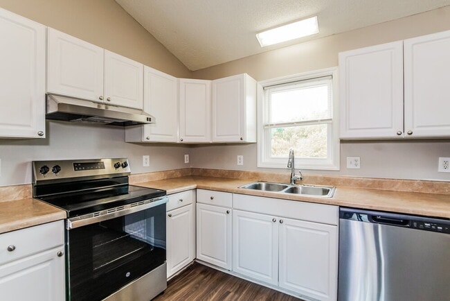 Photo - 357 Ogburn Rd