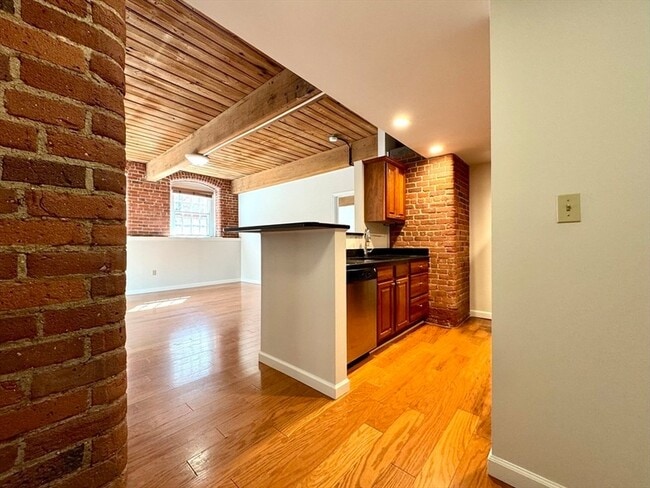 Photo - 4 Bishop St Unit G13