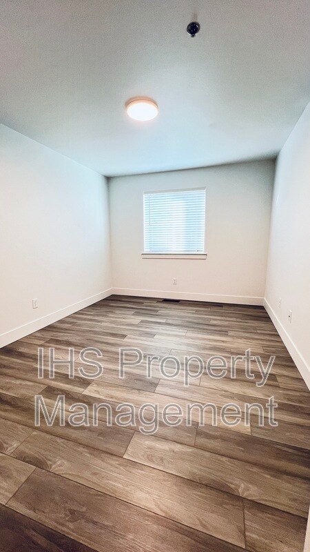 Photo - 485 S 38th Ave Unit E220