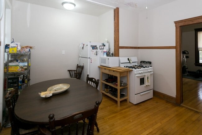 Photo - 3606 W Grace St Unit 2