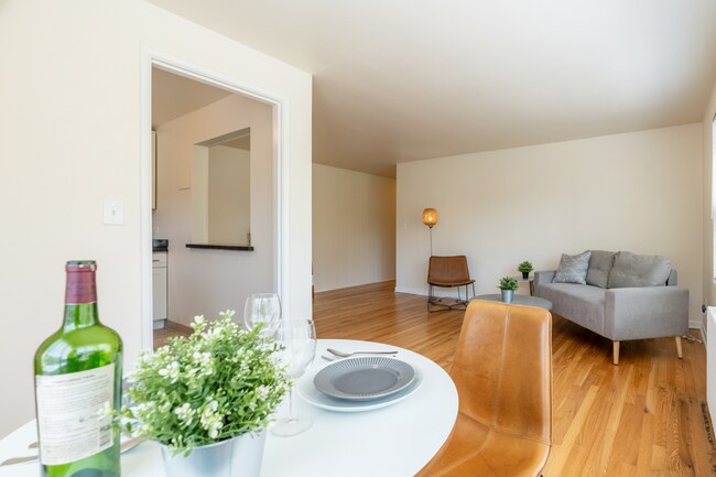 Photo - Edgecliff