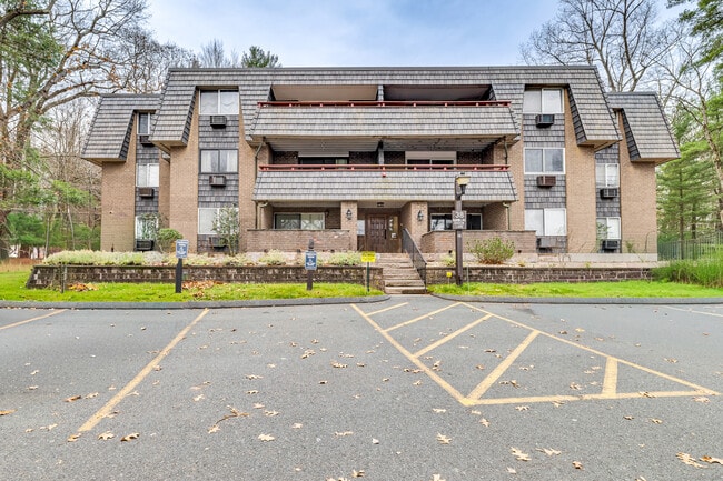 Building Photo - 38 Rambling Brook Ln Unit APT A2